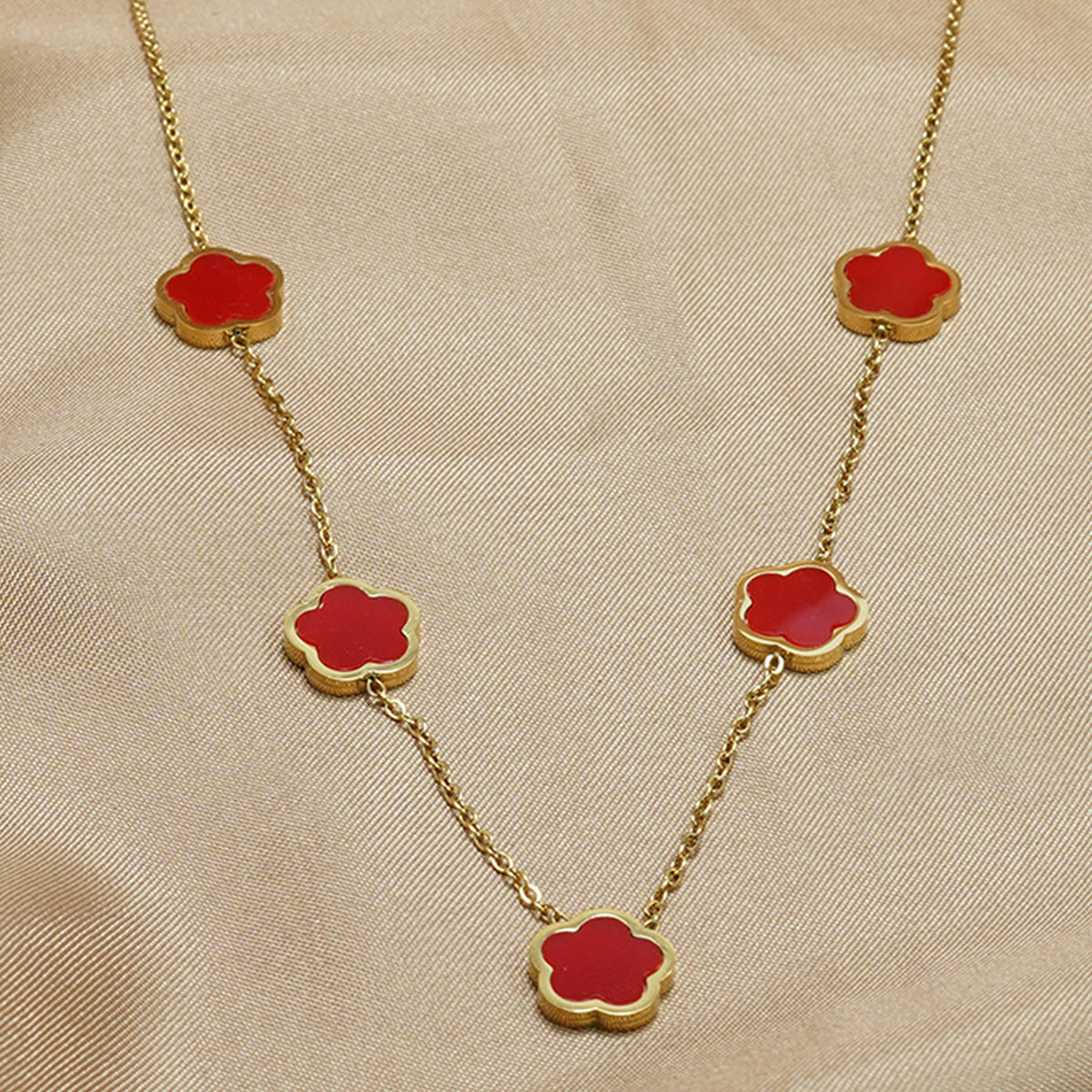 Lxalry 18K Gold Plated Five Leaf Clover Necklace