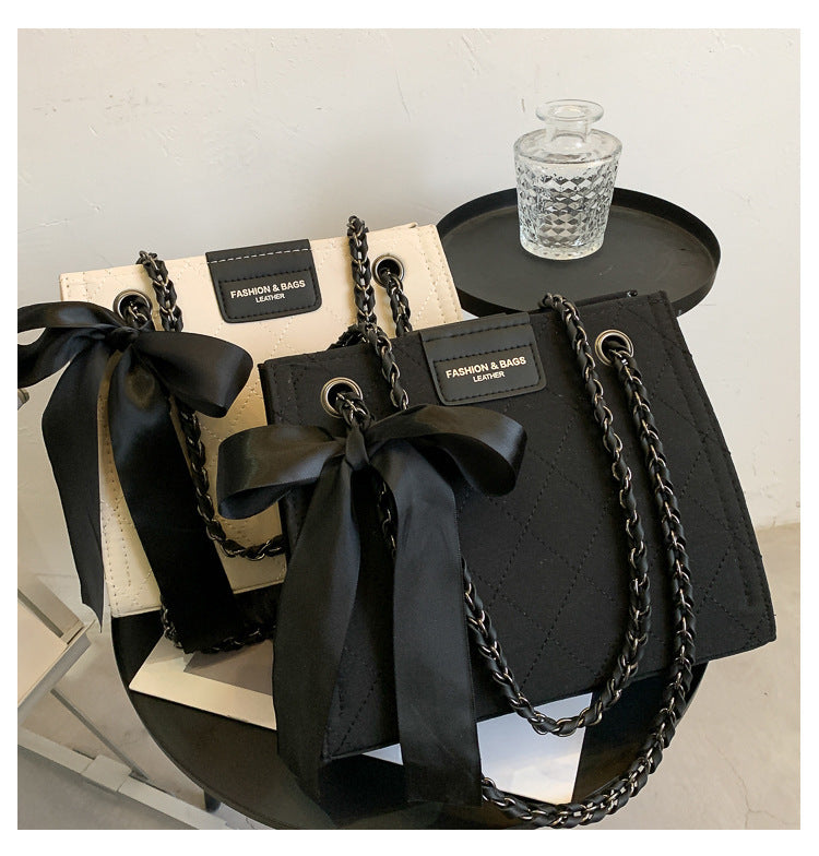 Embroidered Thread Tote Chain Handbag