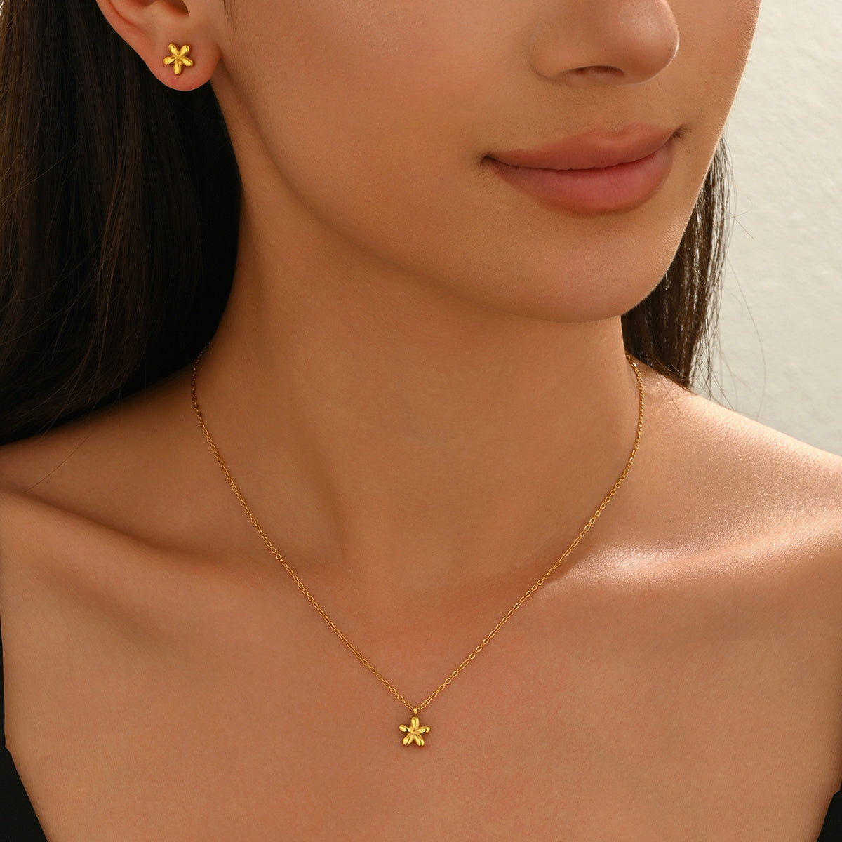 Lxalry 18K Gold Plated 5 Petal Floral Mirror Set