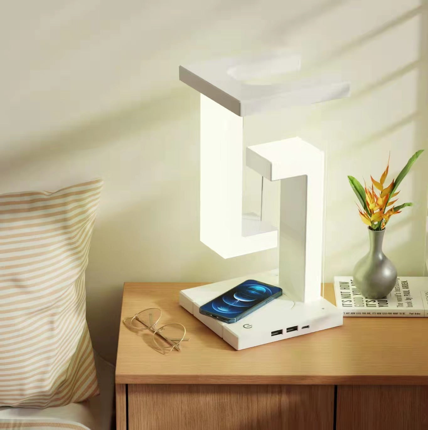 Floating Charging Station & Lamp
