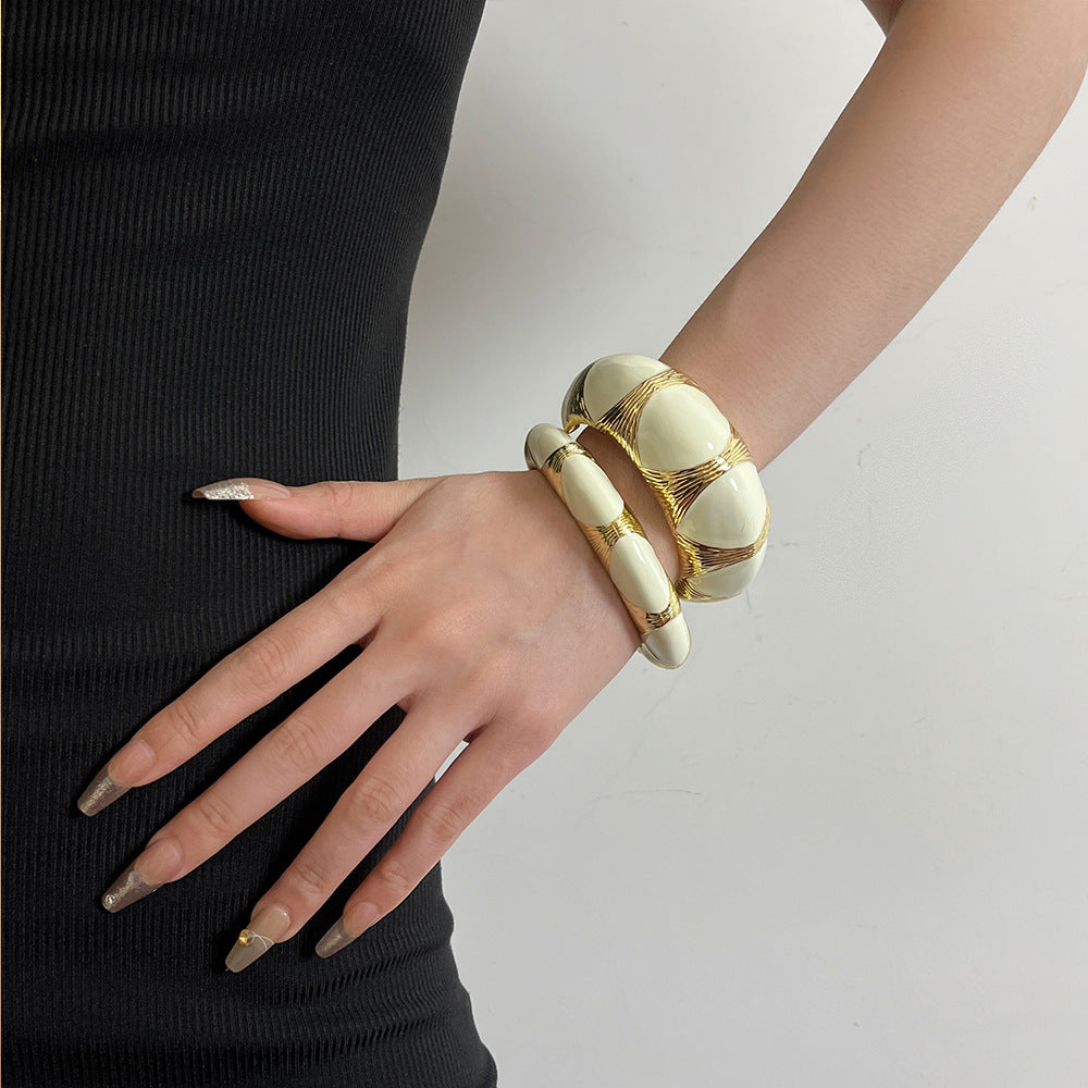 French Retro Oval Black Gold Enamel Bracelet