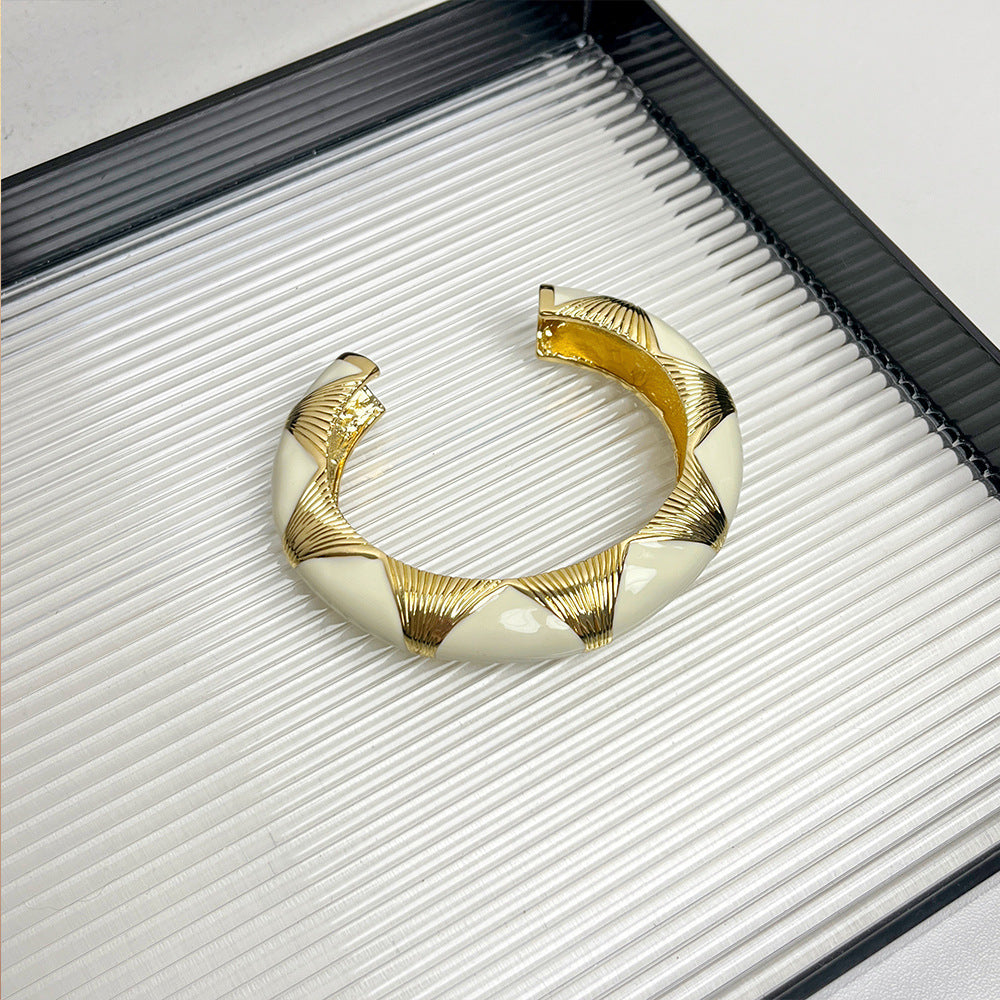 French Retro Oval Black Gold Enamel Bracelet