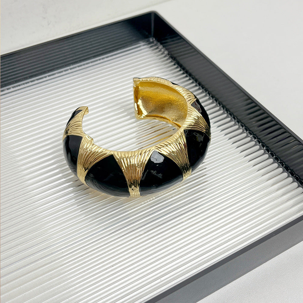 French Retro Oval Black Gold Enamel Bracelet