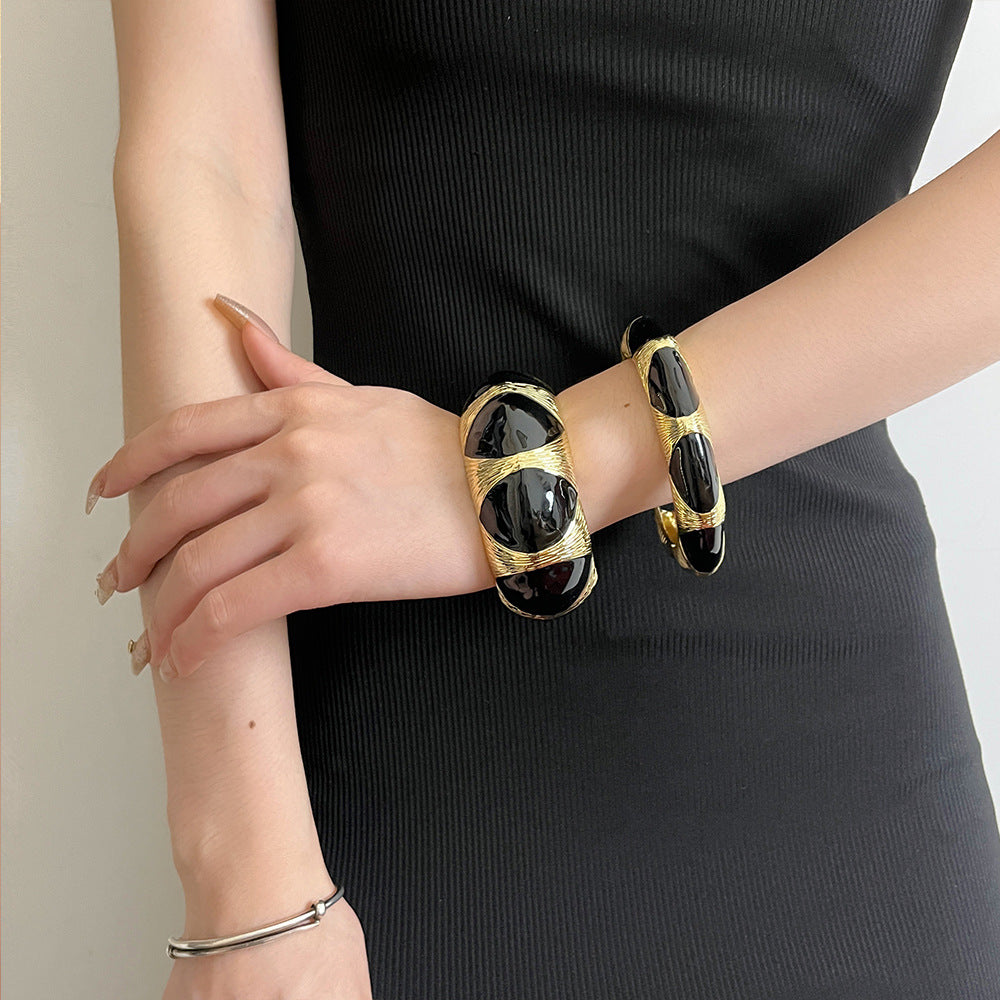 French Retro Oval Black Gold Enamel Bracelet